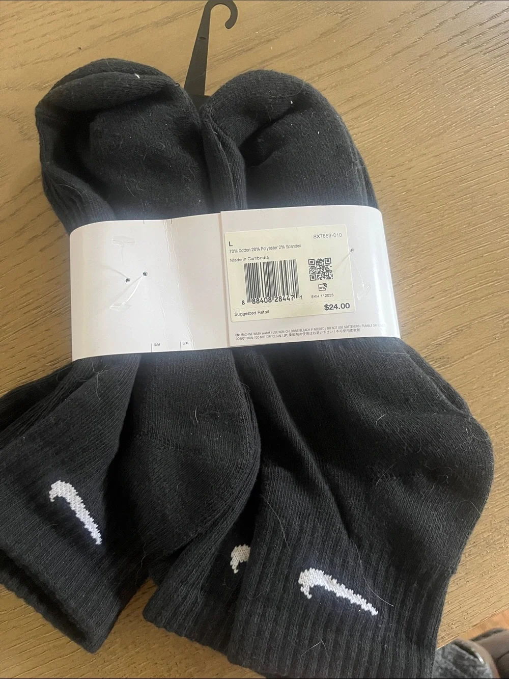 Nike Black Low-Cut Athletic No-Show Socks with White Swoosh (6-Pack)